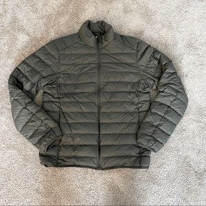 Never Worn!! Army Green Light Puffy Jacket!
